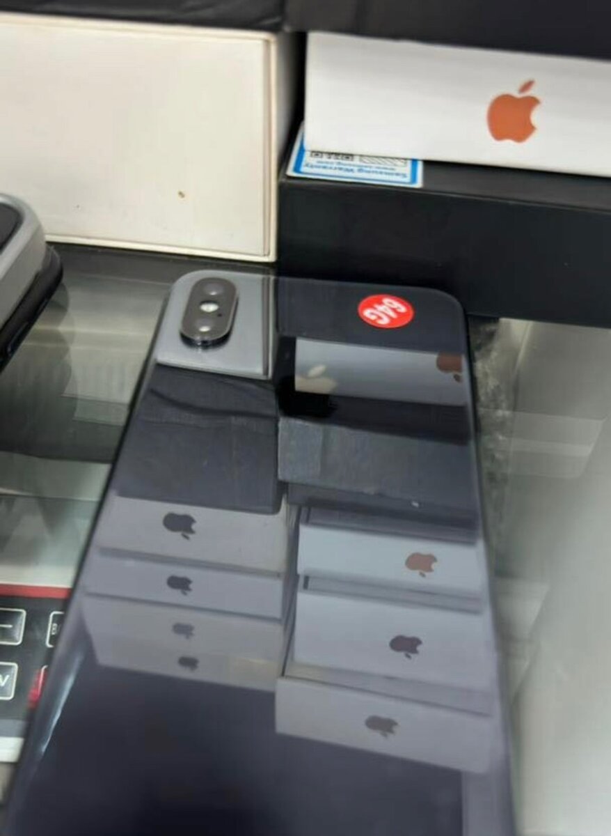iPhone X