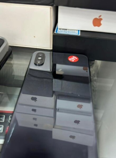 iPhone X
