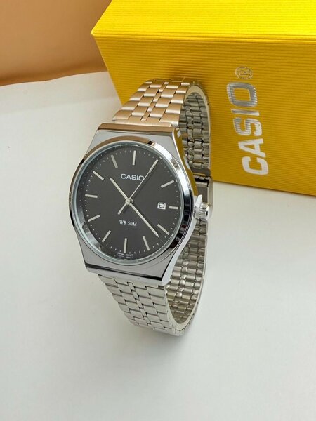 Montre Casio classique homme