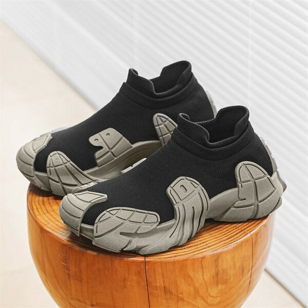 COSMIC CRUISER MESH SNEAKERS