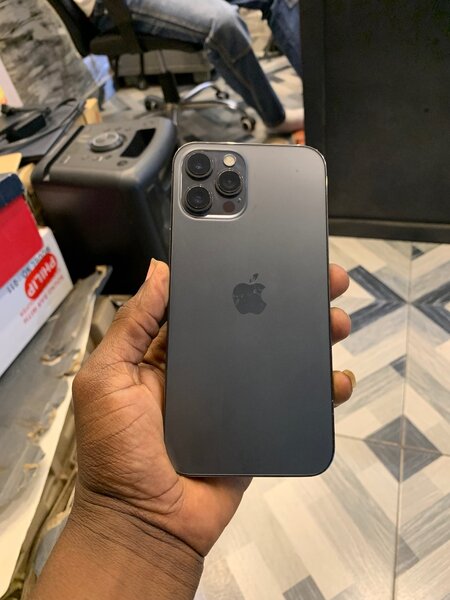 iPhone 12 Pro Max
