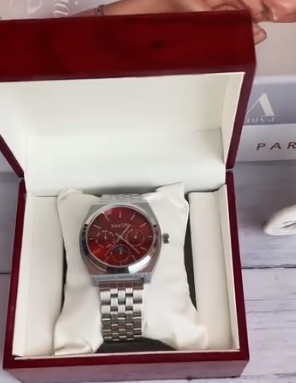red watch