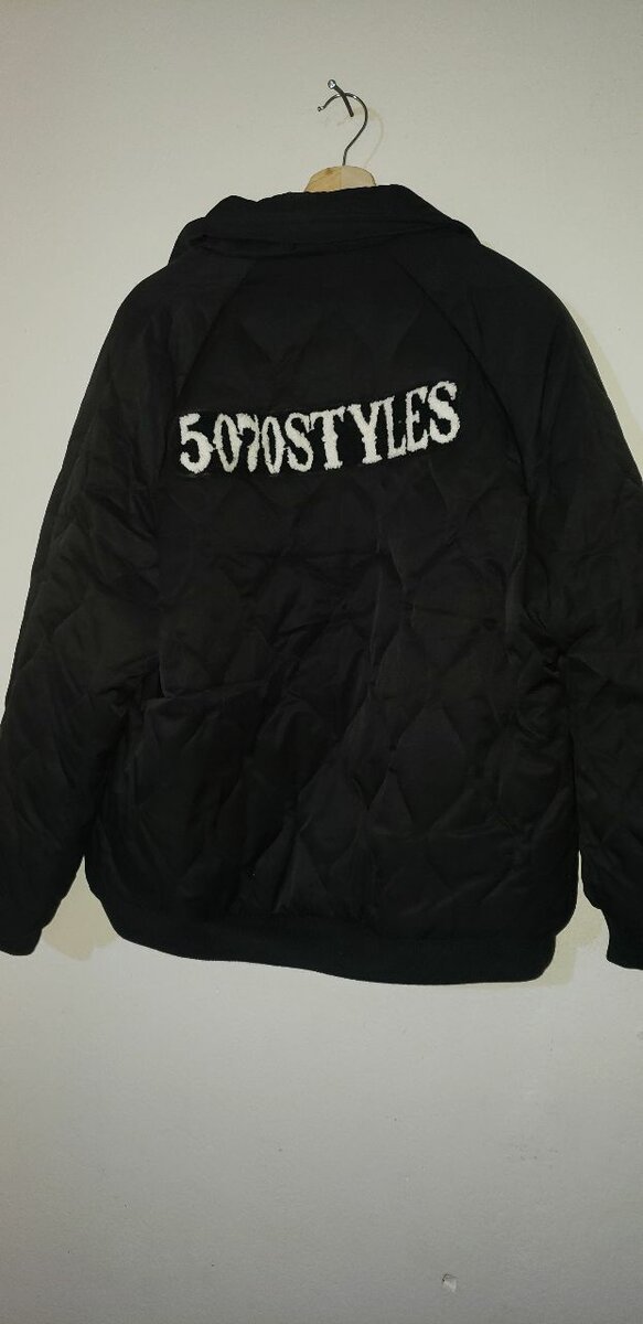 Veste Homme Noir à Capuche