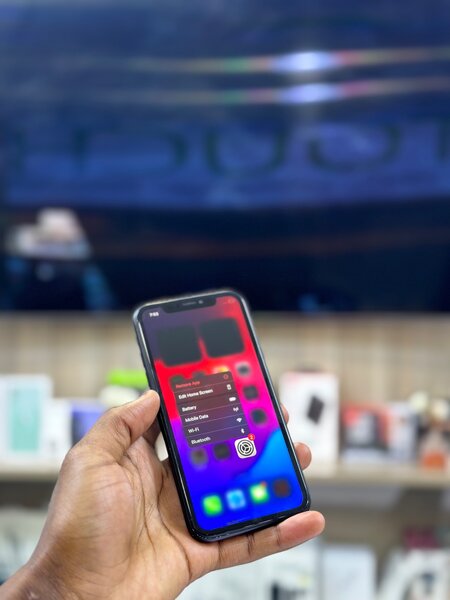 iPhone XR - 64 GB