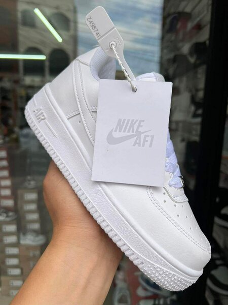 Baskets blanches Nike AF1