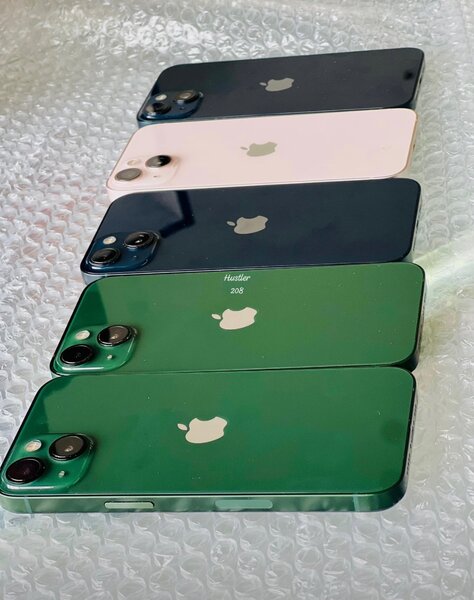 iPhone 13