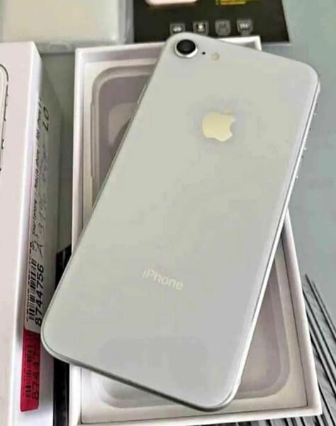 IPhones 8