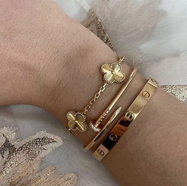 Bracelet