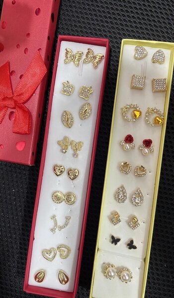 Earring set