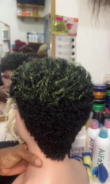 Afro petit garçon