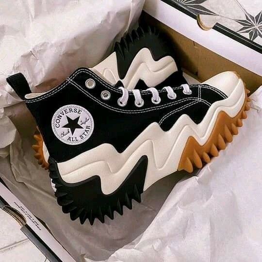 Converse run star motion