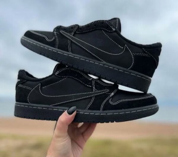 Nike Travis Scott