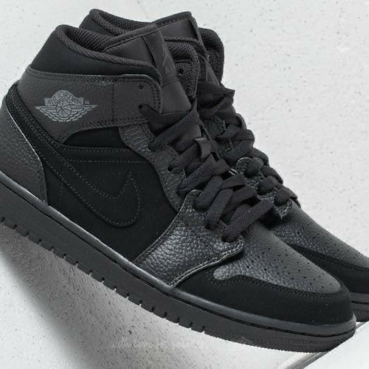 AIR JORDAN 1