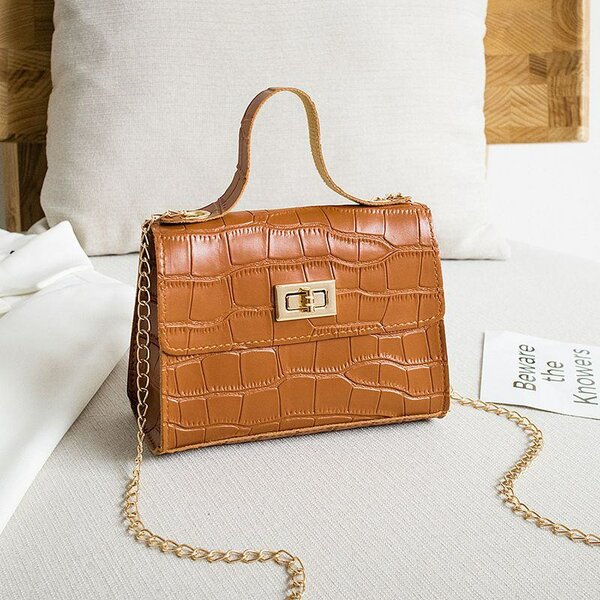 Sac à main motif crocro marron