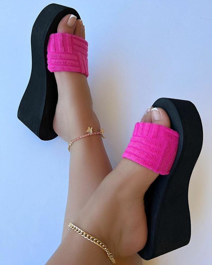 Ladies Slides