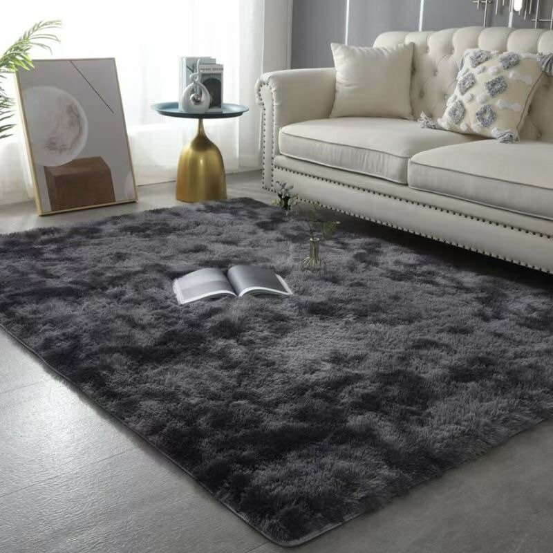 Fluffy carpet