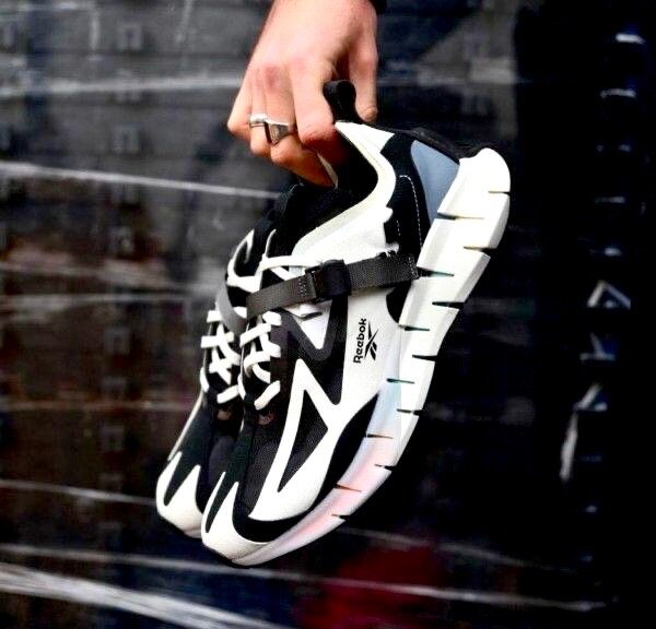 Reeboks Sneakers