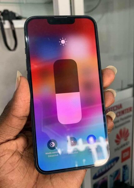 iPhone 13 simple