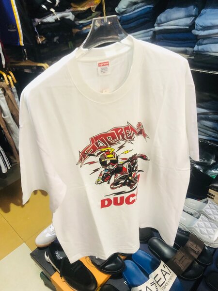 T shirt