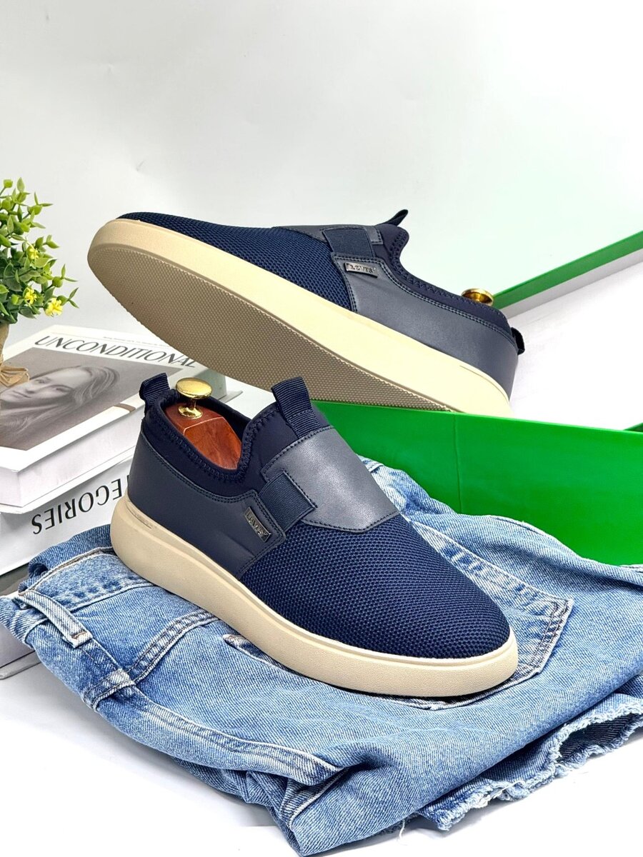 LEVIS NAVY