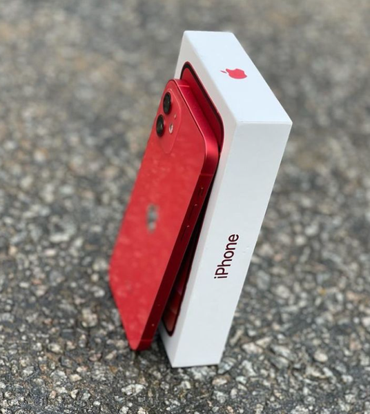 iPhone 12