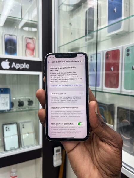 iPhone 11 Pro 64Go