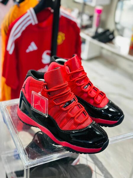 Jordan 11