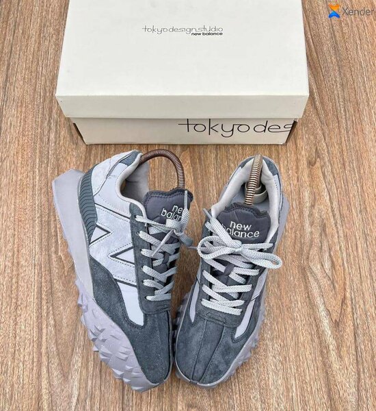 Paire de NIKE