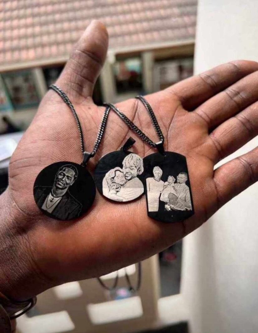Picture necklace