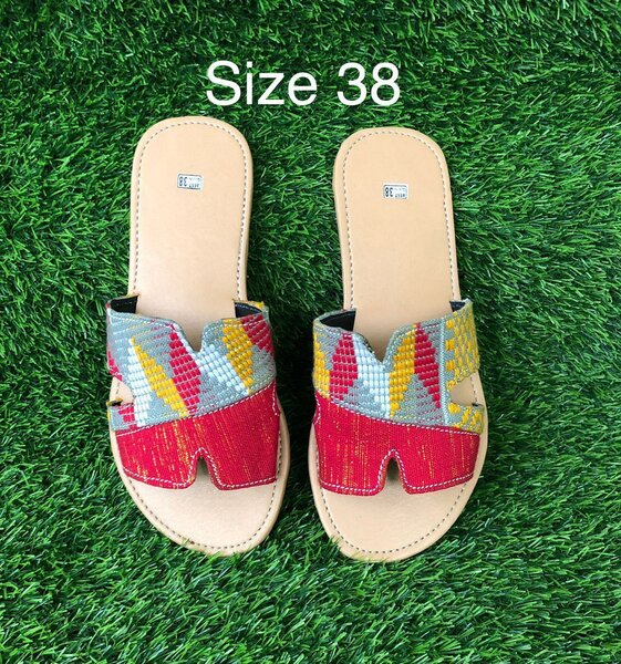 Ladies slippers