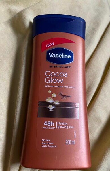Vaseline Cocoa Glow