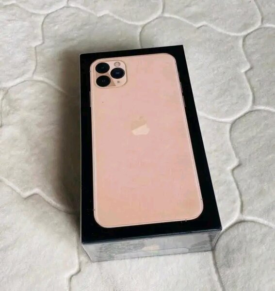 Smartphone avec triple caméra