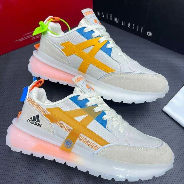 Adidas Sneakers