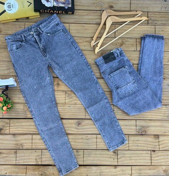 Plain jeans