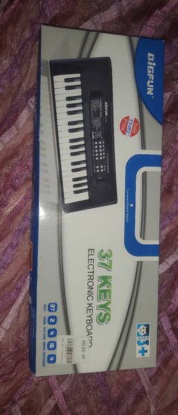 Piano 37 keys