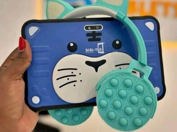 Tablette éducative enfant avec casque