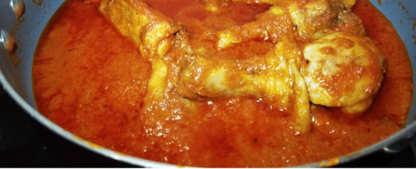 Riz et sauce tomate