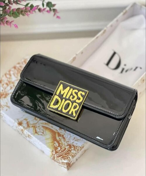 Sac à main élégant Miss Dior