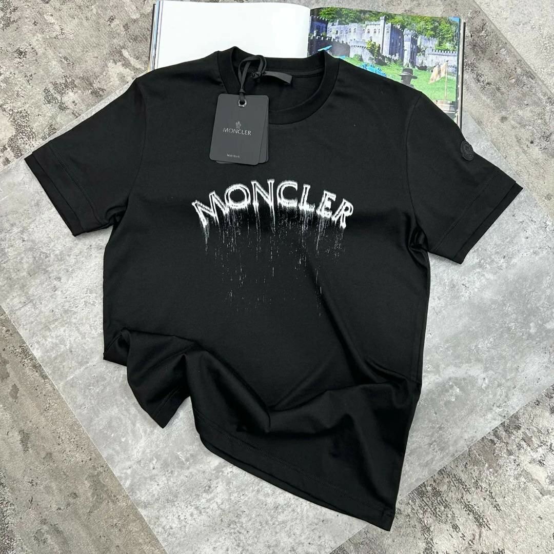 Tee-shirts
