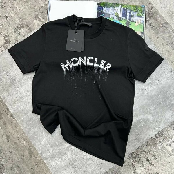 Tee-shirts