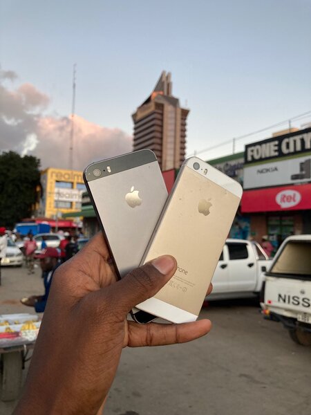 Pre-owned iPhone 5s
