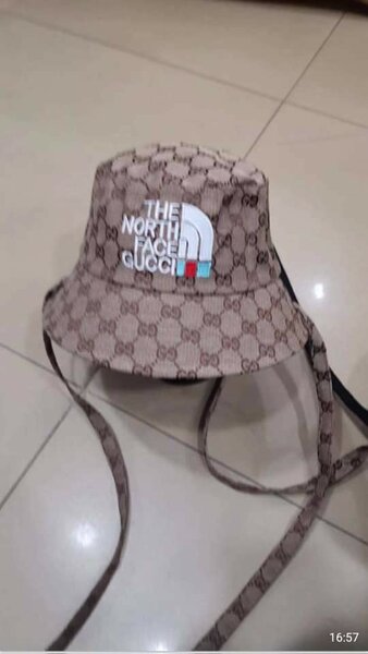 Chapeau Bob en Tissu Stylé