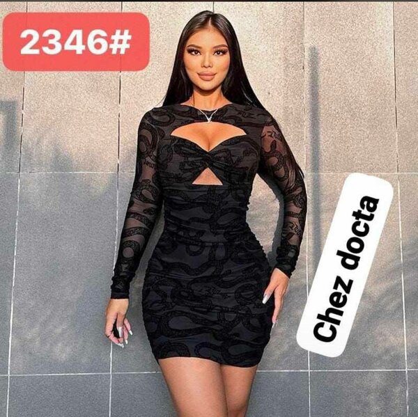 Belle robe decolté