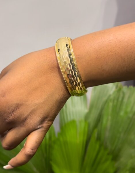 Chunky bangles