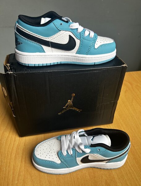 Chaussures de sport tendance