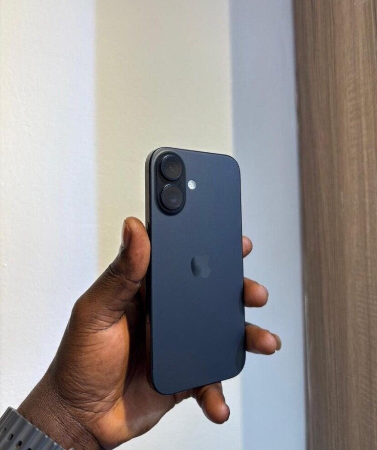 iPhone 16