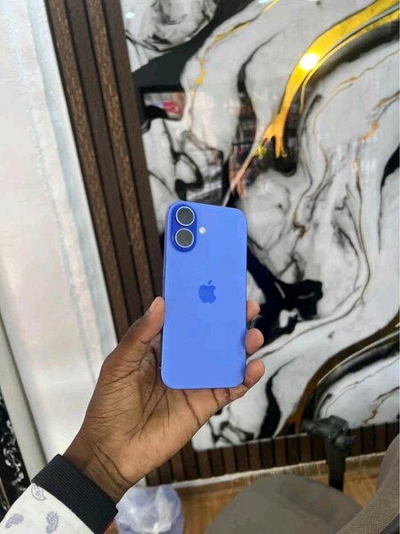iPhone bleu déverrouillé