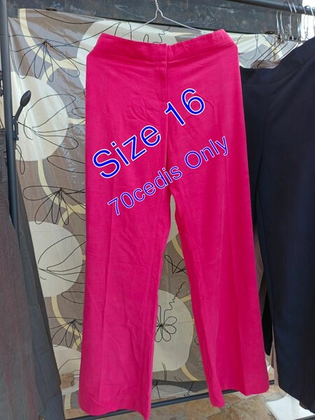 Material Trousers