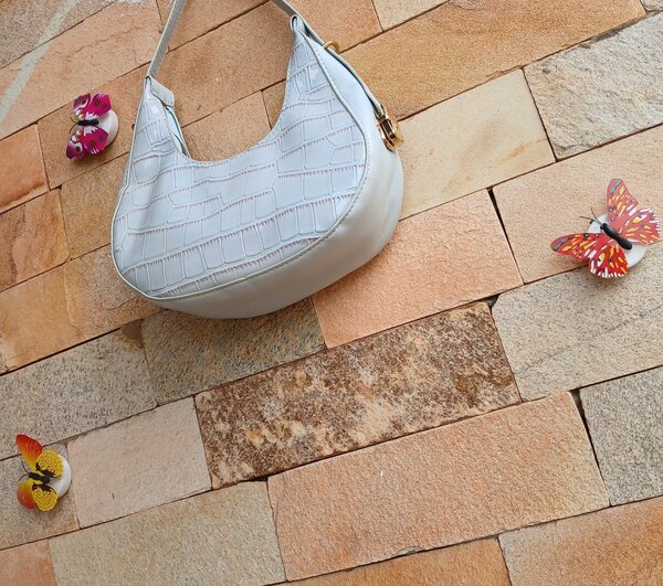 Classy shoulder bag