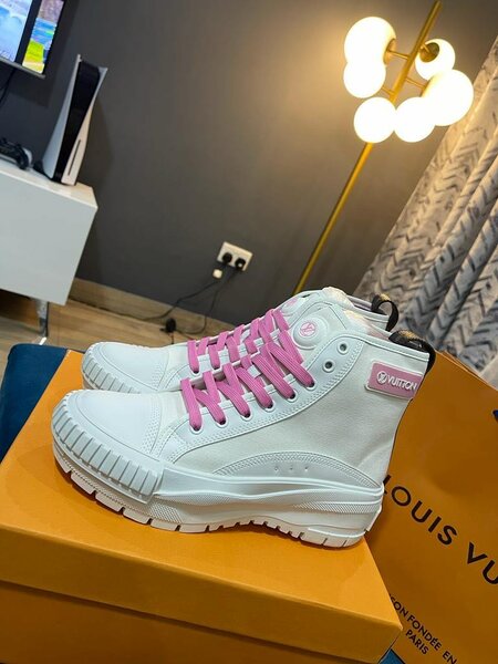 Luxury brand shoes
